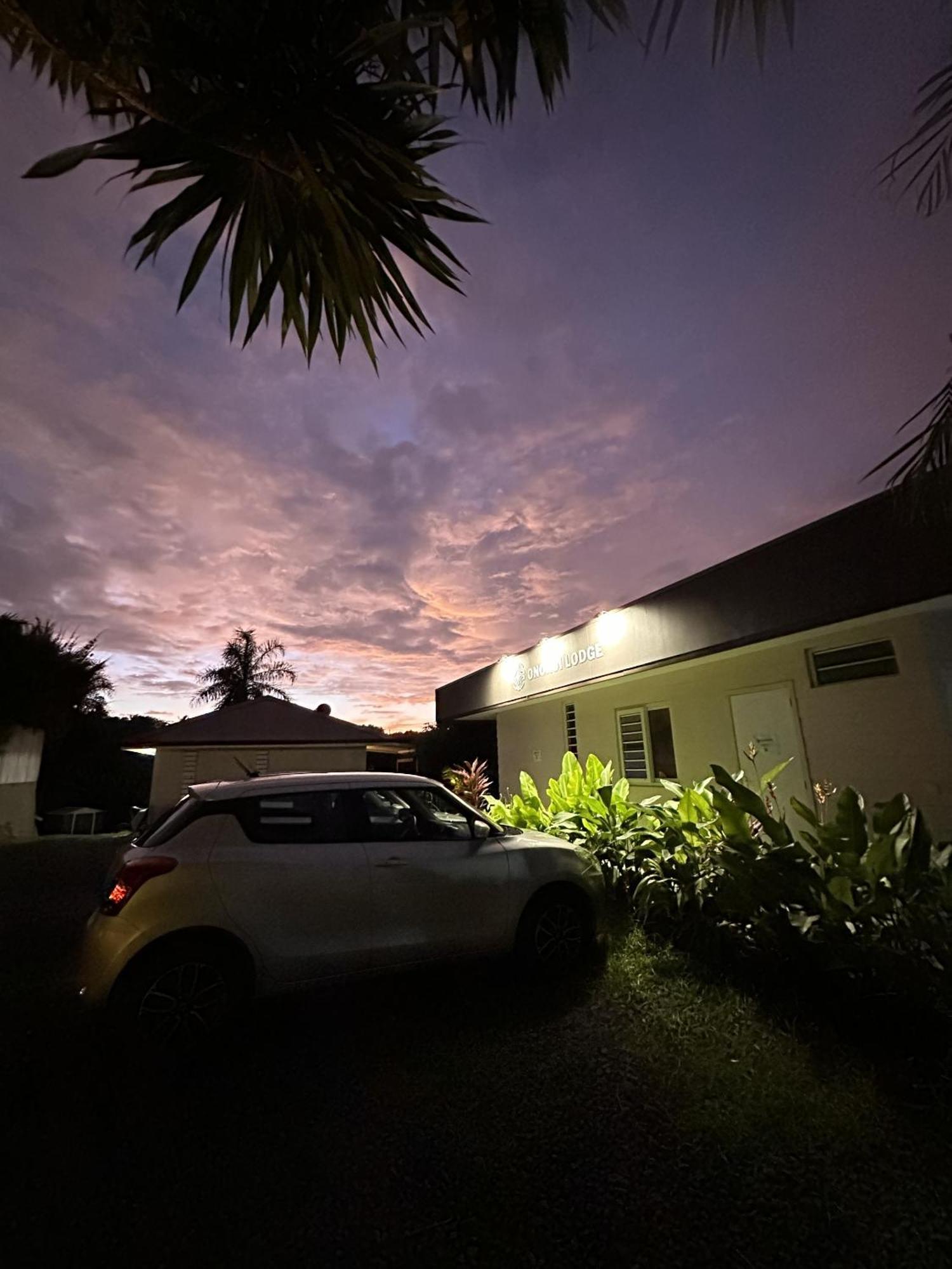 Ononui Lodge Airport, Ocean-View, Private Bathroom And Balcony, Free Wifi And Parking, On-Site Car Rental Faaa Eksteriør billede